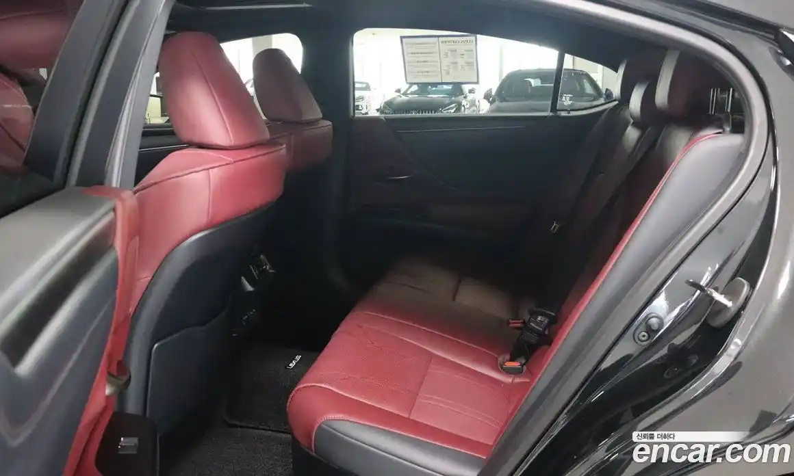 Lexus ES 2025 2.5 вариатор в Москве № 214753, фото 10