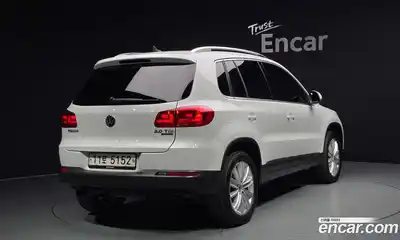 Volkswagen Tiguan 2015 2.0 гидро в Москве № 215313, миниатюра 2