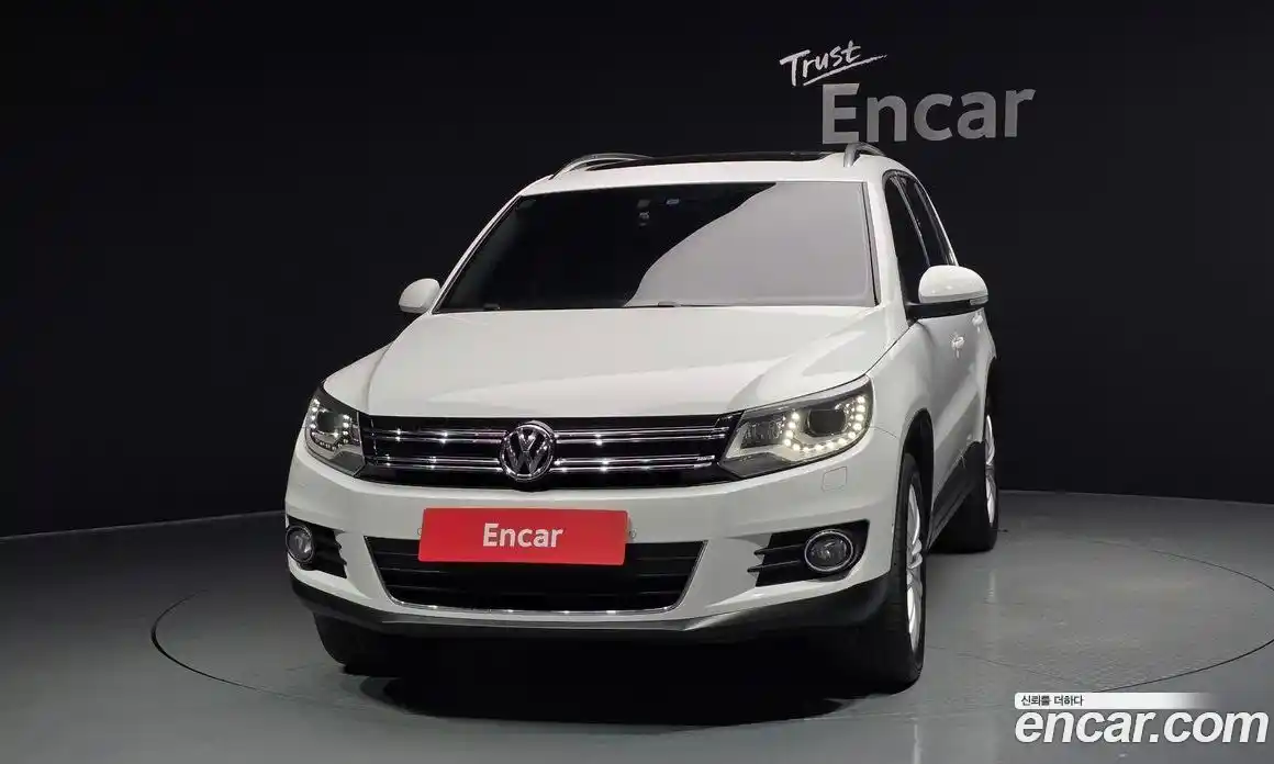 Volkswagen Tiguan 2015 2.0 гидро в Москве № 215313, фото 3