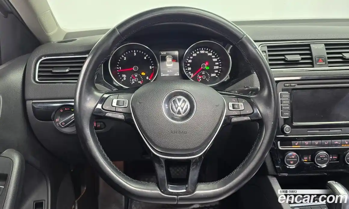 Volkswagen Jetta 2015 2.0 гидро в Москве № 215363, фото 13