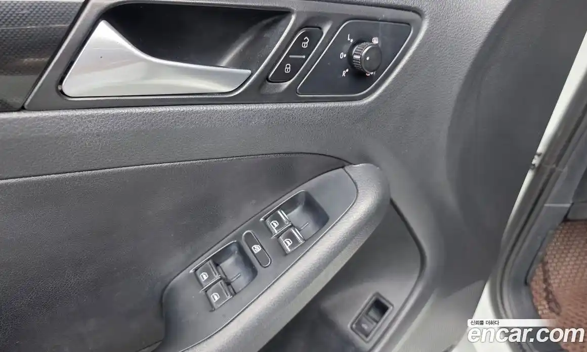 Volkswagen Jetta 2014 2.0 гидро в Москве № 215374, фото 13