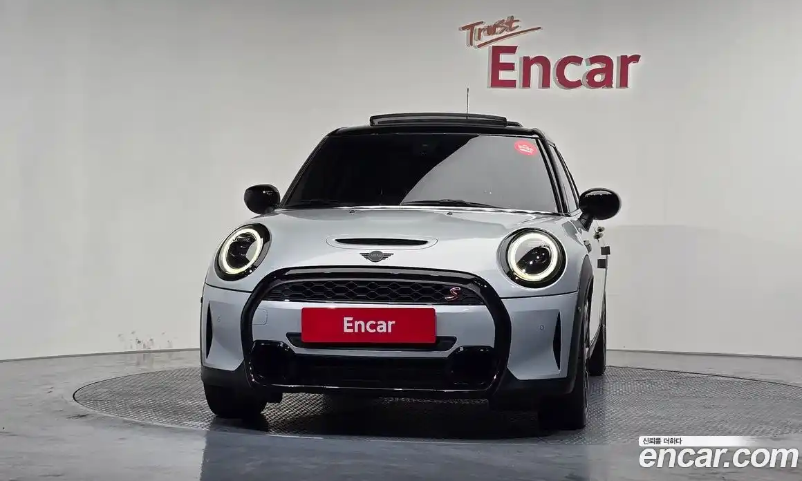 Mini Cooper 2022 2.0 гидро в Москве № 221741, фото 3