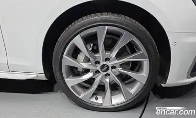 Audi A4 2023 2.0 гидро в Москве № 228192, миниатюра 5
