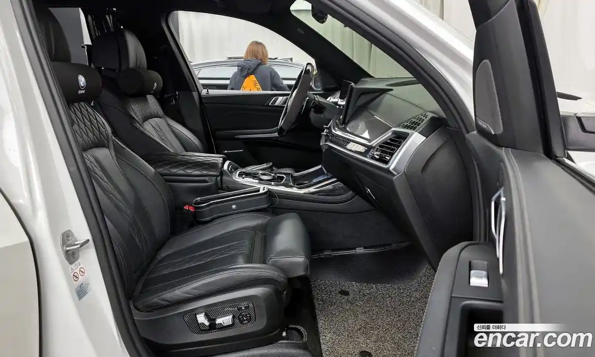BMW X7 2023 3.0 гидро в Москве № 229043, фото 11