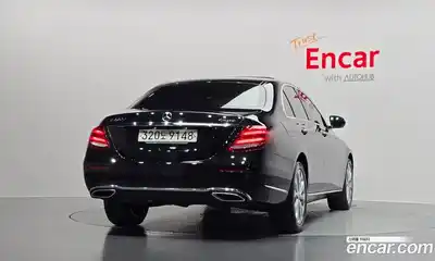Mercedes-Benz E-Class 2020 1.9 гидро, миниатюра 4