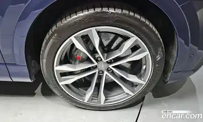 Audi SQ8 2020 4.0 гидро в Москве № 229944, миниатюра 5