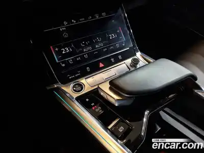 Audi e-tron 2023 0.2 гидро в Москве № 230358, миниатюра 9
