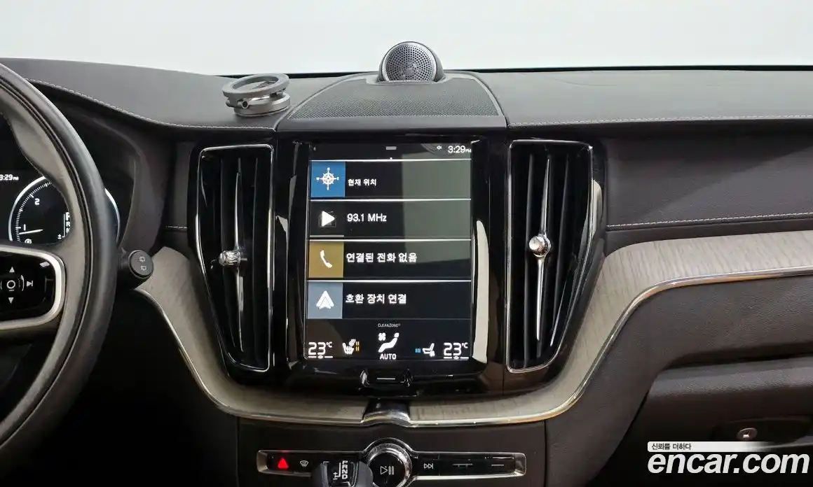 Volvo XC60 2019 2.0 гидро в Москве № 230666, фото 14