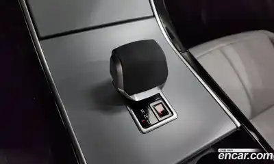 Land Rover Range-Rover Evoque 2025 2.0 гидро в Москве № 231149, миниатюра 8