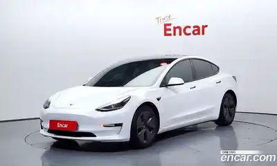 Tesla Model 3, 2022