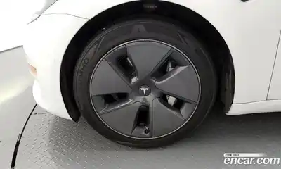 Tesla Model 3 2022 0.2 гидро в Москве № 231743, миниатюра 5