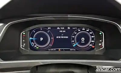 Volkswagen Tiguan 2022 2.0 гидро в Москве № 232085, миниатюра 7