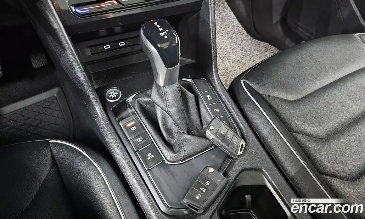 Volkswagen Tiguan 2022 2.0 гидро в Москве № 232085, фото 8