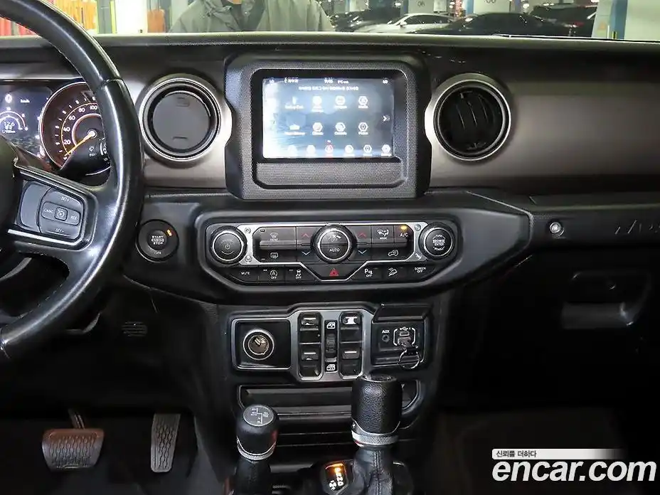 Jeep Wrangler 2018 2.0 гидро в Москве № 232783, фото 11