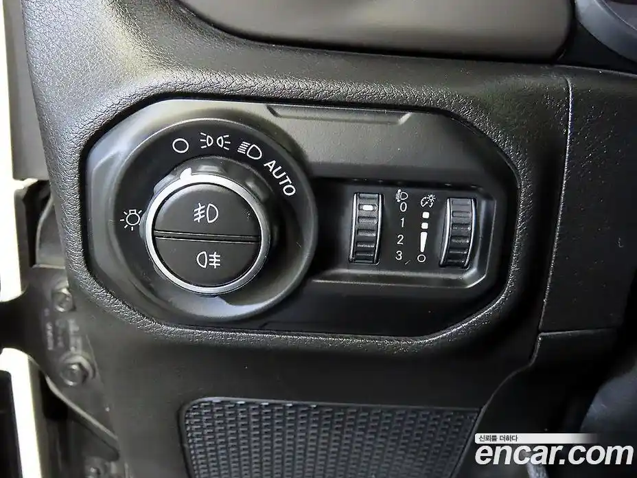 Jeep Wrangler 2018 2.0 гидро в Москве № 232783, фото 14