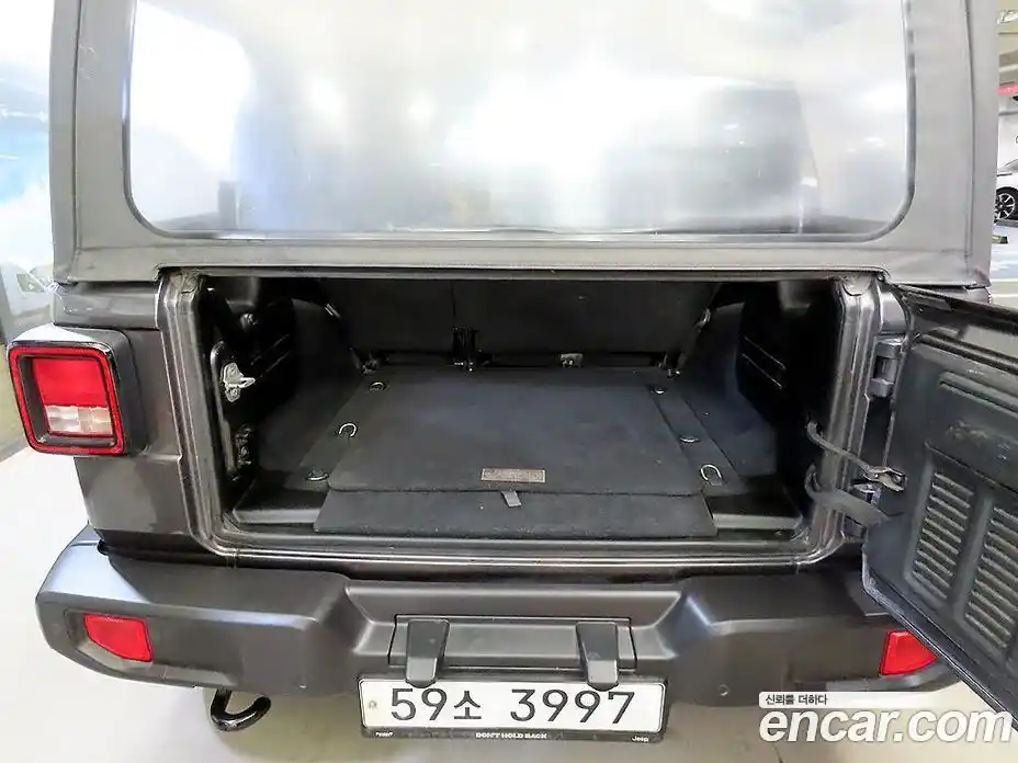 Jeep Wrangler 2018 2.0 гидро в Москве № 232783, фото 18