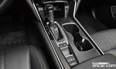 Honda Accord 2019 1.5 гидро в Москве № 232896, миниатюра 9