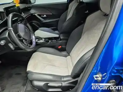 Peugeot 2008 2021 0.1 гидро в Москве № 236397, миниатюра 11