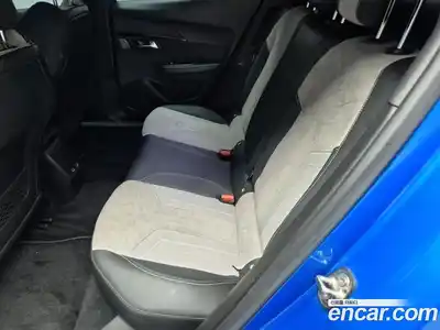 Peugeot 2008 2021 0.1 гидро в Москве № 236397, миниатюра 12