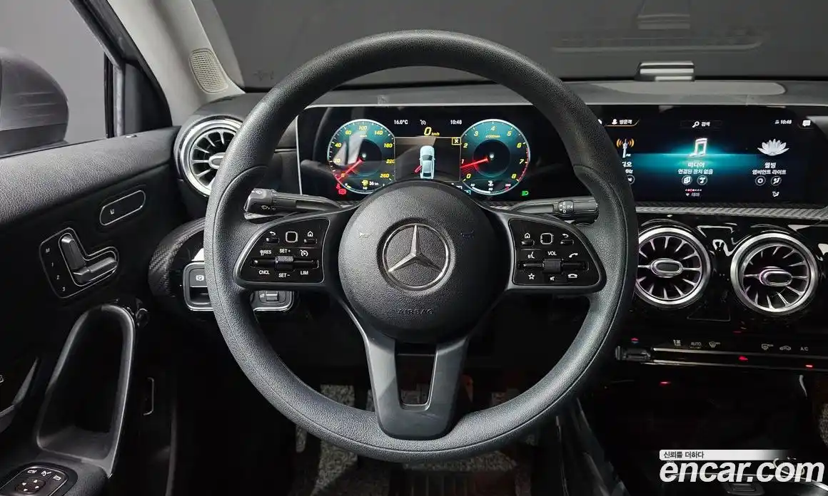 Mercedes-Benz A-Class 2020 2.0 гидро в Москве № 239748, фото 12