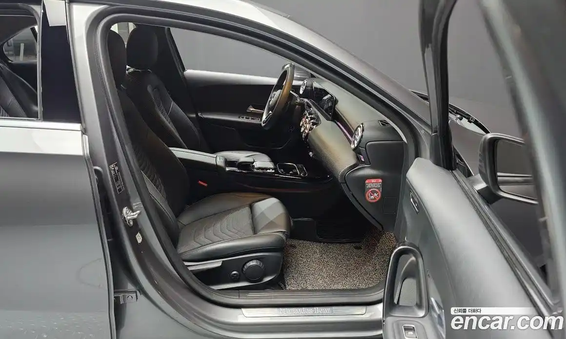 Mercedes-Benz A-Class 2020 2.0 гидро в Москве № 239748, фото 18