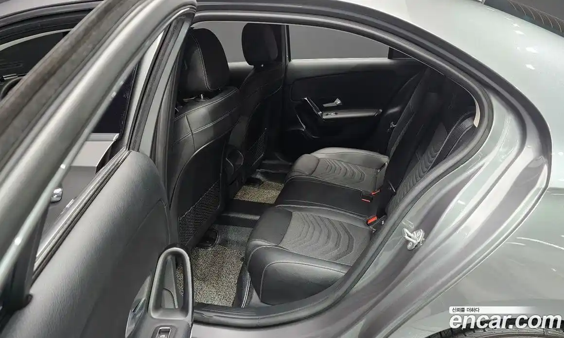 Mercedes-Benz A-Class 2020 2.0 гидро в Москве № 239748, фото 19
