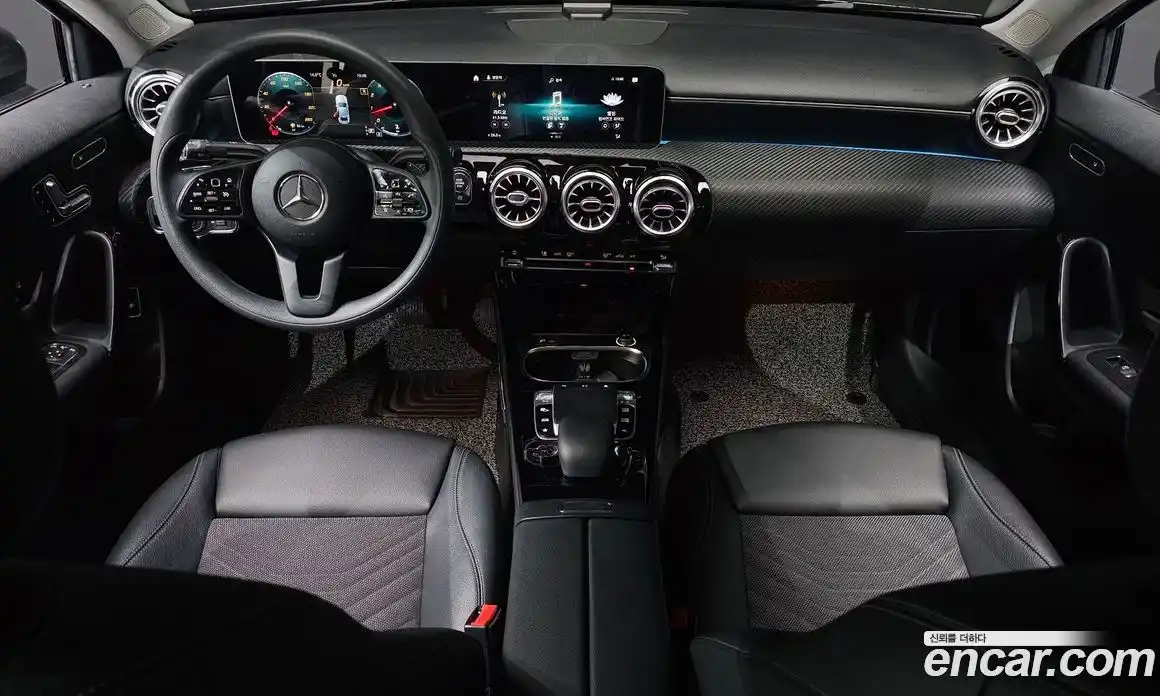 Mercedes-Benz A-Class 2020 2.0 гидро в Москве № 239748, фото 7