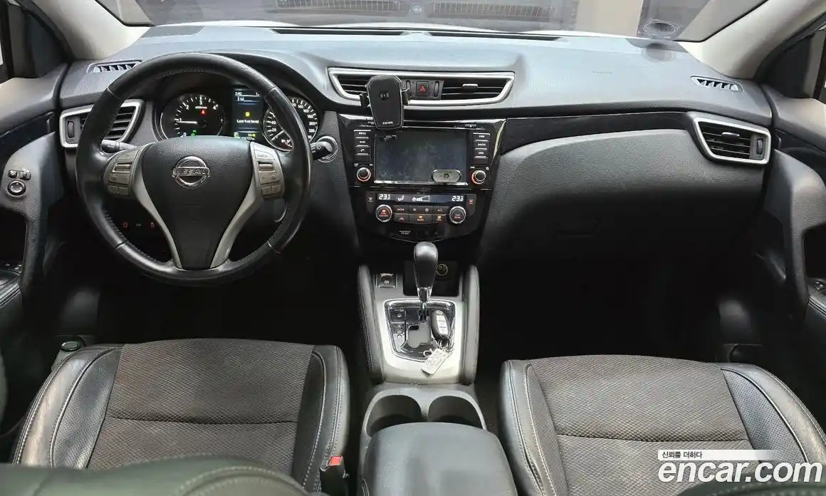 Nissan Qashqai 2015 1.6 гидро в Москве № 244437, фото 7