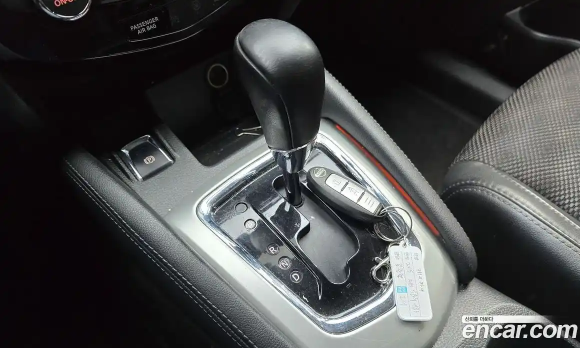Nissan Qashqai 2015 1.6 гидро в Москве № 244437, фото 9