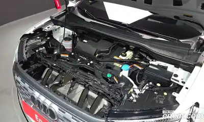 Audi Q4 e-tron 2022 0.2 гидро в Москве № 244897, миниатюра 6