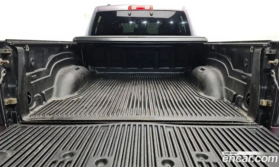 Dodge Ram Pick Up 2014 5.7 гидро в Москве № 259862, фото 20