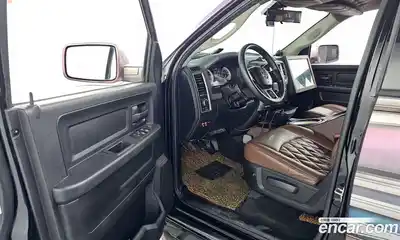 Dodge Ram Pick Up 2014 5.7 гидро в Москве № 259862, миниатюра 10