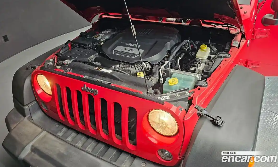Jeep Wrangler 2016 3.6 гидро в Москве № 260055, фото 6