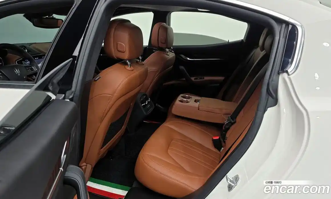 Maserati Ghibli 2022 2.0 гидро в Москве № 282717, фото 20