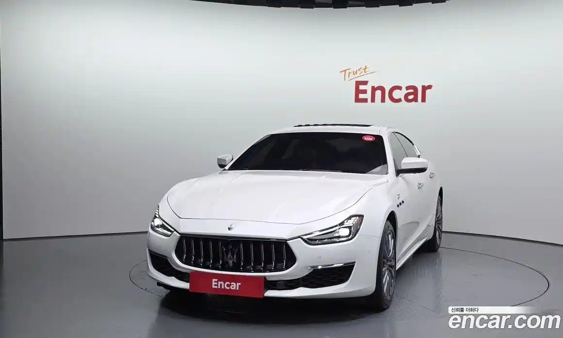 Maserati Ghibli 2022 2.0 гидро в Москве № 282717, фото 3