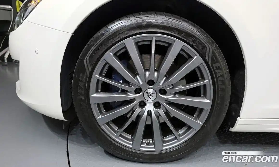 Maserati Ghibli 2022 2.0 гидро в Москве № 282717, фото 5