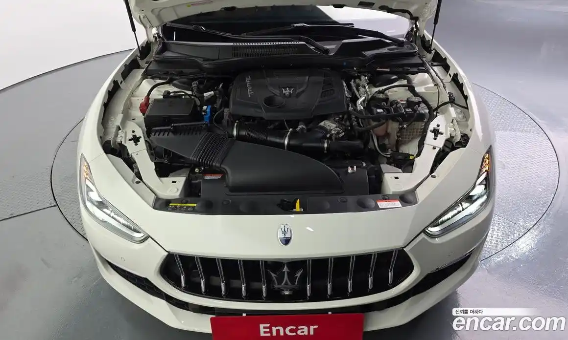 Maserati Ghibli 2022 2.0 гидро в Москве № 282717, фото 6