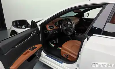 Maserati Ghibli 2022 2.0 гидро в Москве № 282717, миниатюра 10