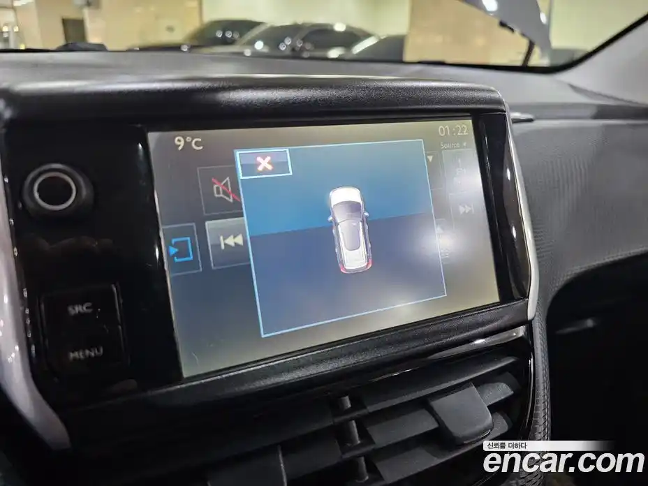 Peugeot 2008 2015 1.6 гидро в Москве № 284583, фото 13