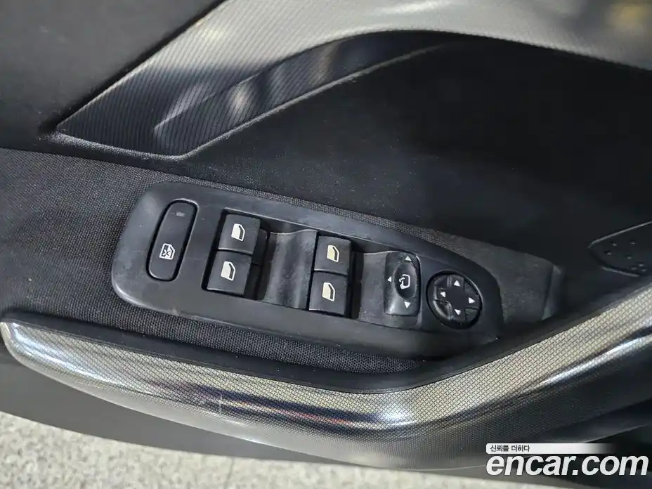 Peugeot 2008 2015 1.6 гидро в Москве № 284583, фото 14