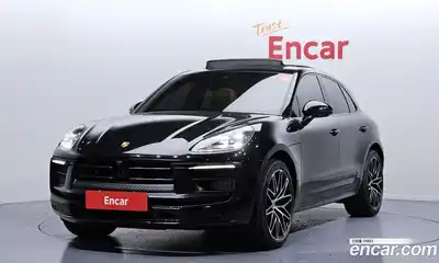 Porsche Macan, 2022