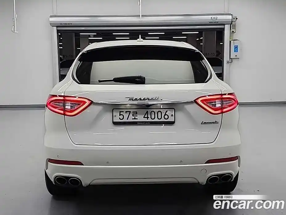 Maserati Levante 2016 3.0 гидро в Москве № 295036, фото 3