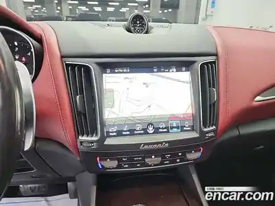 Maserati Levante 2016 3.0 гидро в Москве № 295036, миниатюра 10