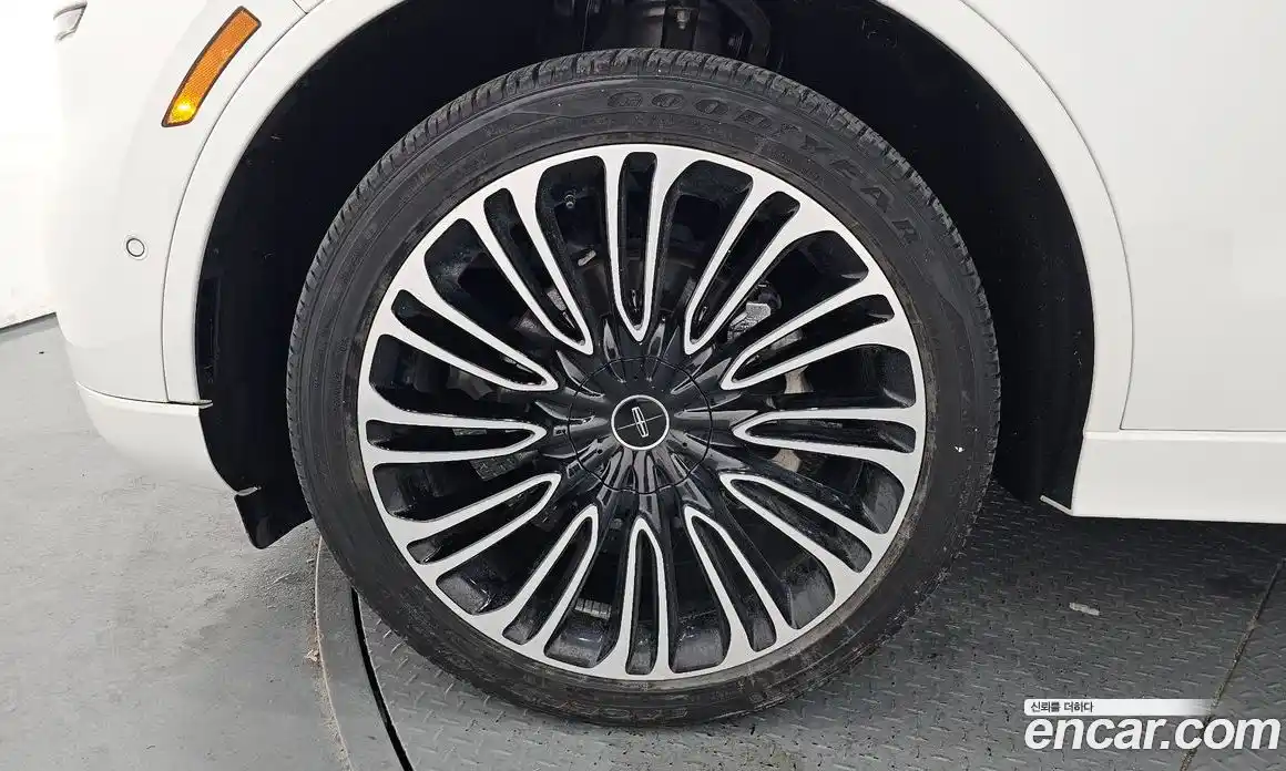 Lincoln Aviator 2023 3.0 гидро в Москве № 304141, фото 5