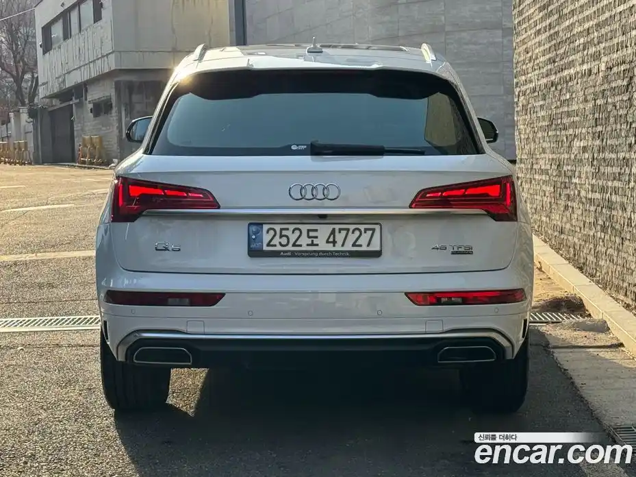 Audi Q5 2021 2.0 гидро в Москве № 325432, фото 11