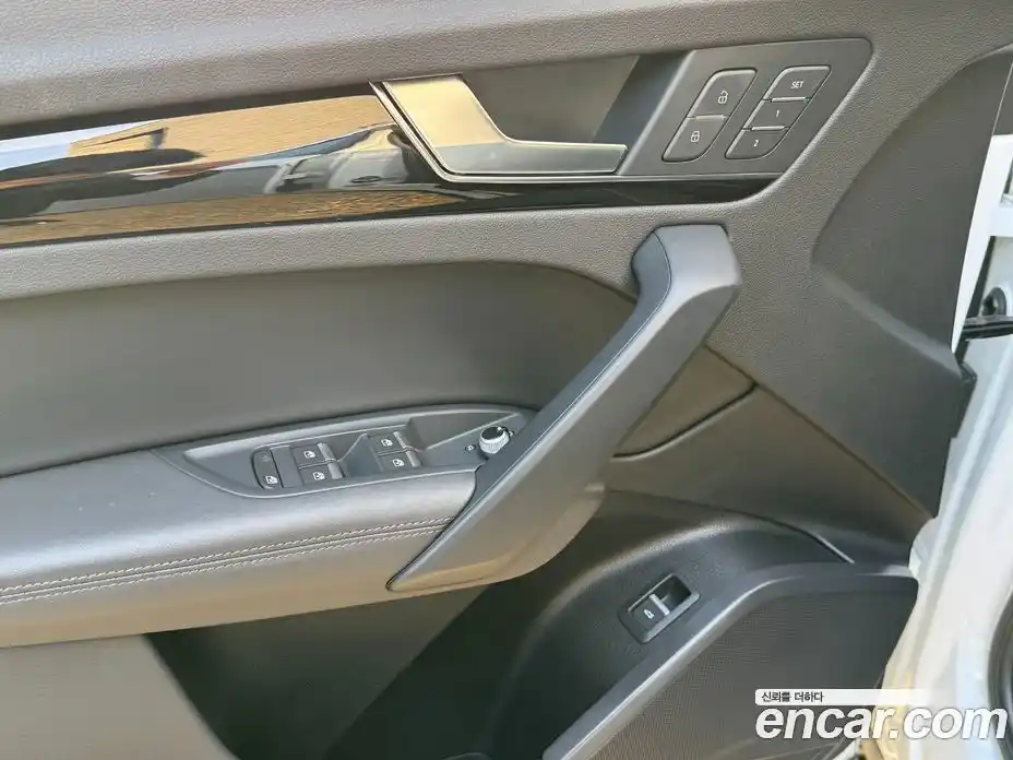 Audi Q5 2021 2.0 гидро в Москве № 325432, фото 17
