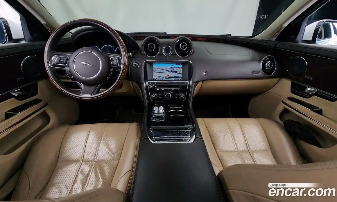 Jaguar XJ 2013 3.0 гидро в Москве № 331536, фото 7