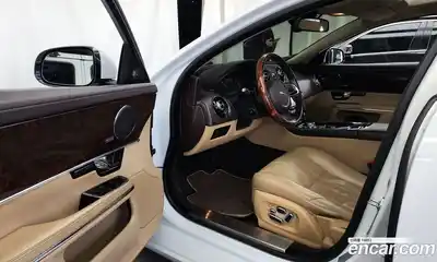 Jaguar XJ 2013 3.0 гидро в Москве № 331536, миниатюра 10