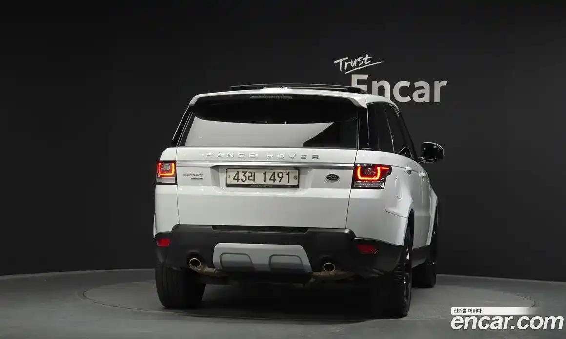 Land Rover Range-Rover Sport 2014 3.0 гидро в Москве № 333334, фото 4