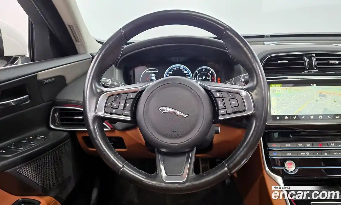Jaguar XE 2019 2.0 гидро в Москве № 335813, фото 13